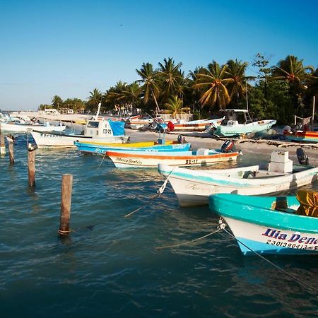 Vc Beach Suites Isla Mujeres Bagian luar foto
