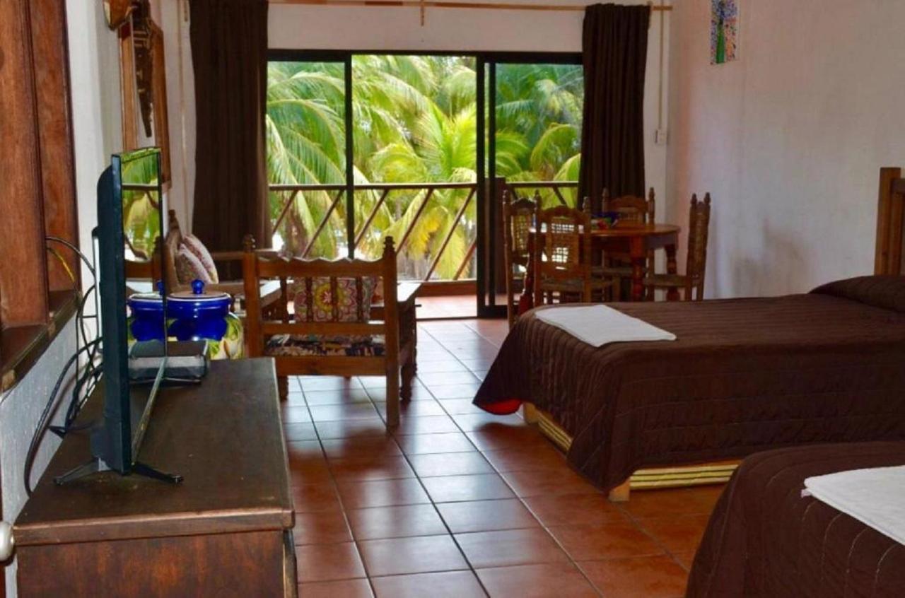 Vc Beach Suites Isla Mujeres Bagian luar foto