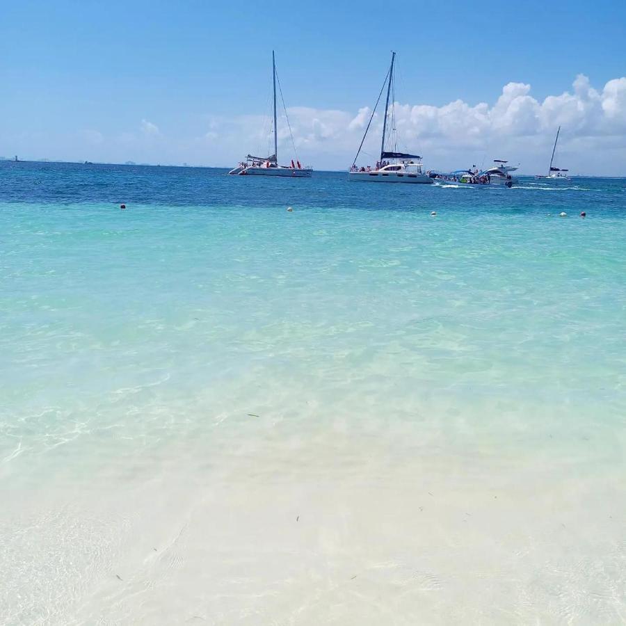 Vc Beach Suites Isla Mujeres Bagian luar foto